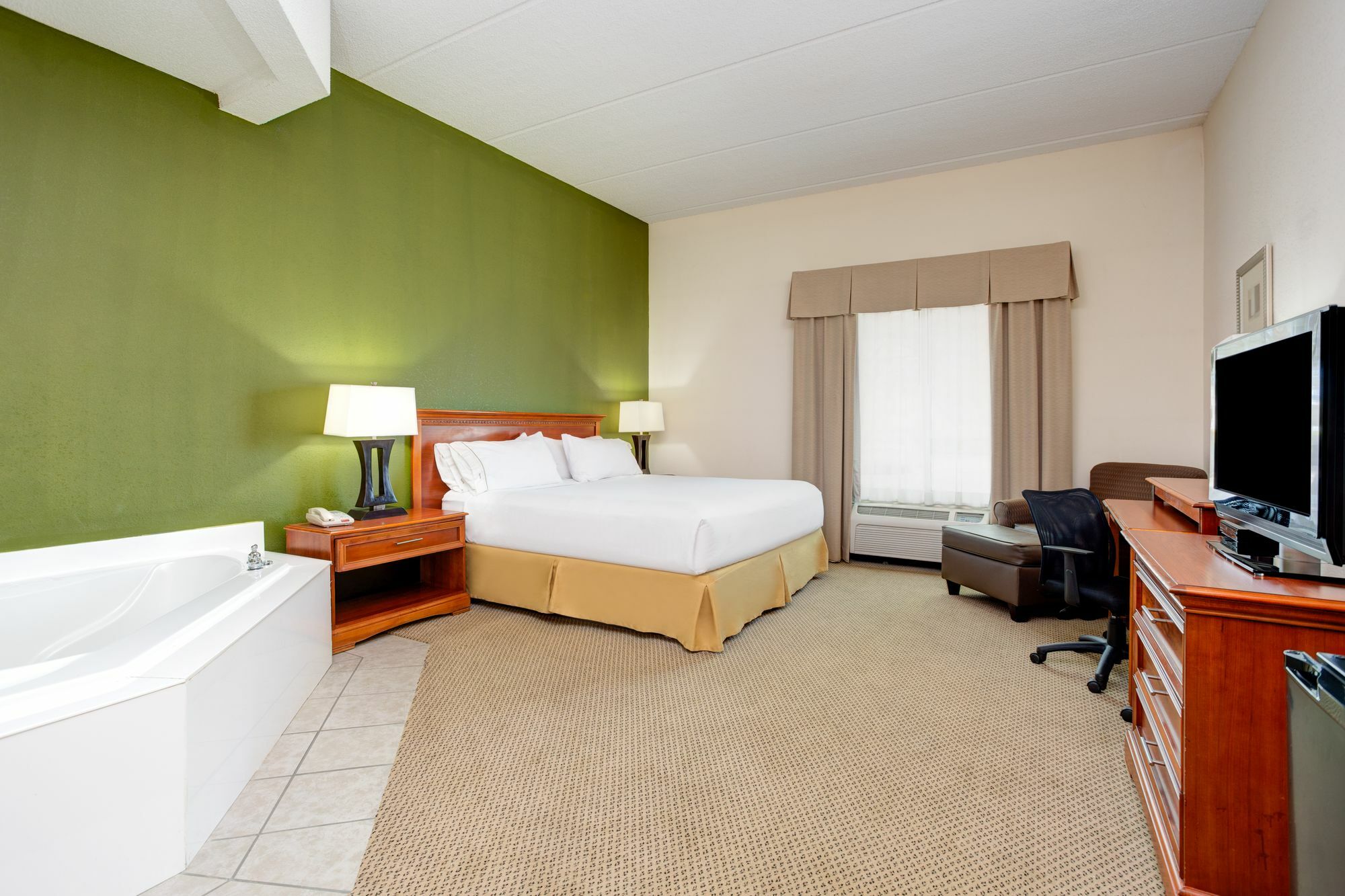 Holiday Inn Express Hotel & Suites Dublin By Ihg מראה חיצוני תמונה